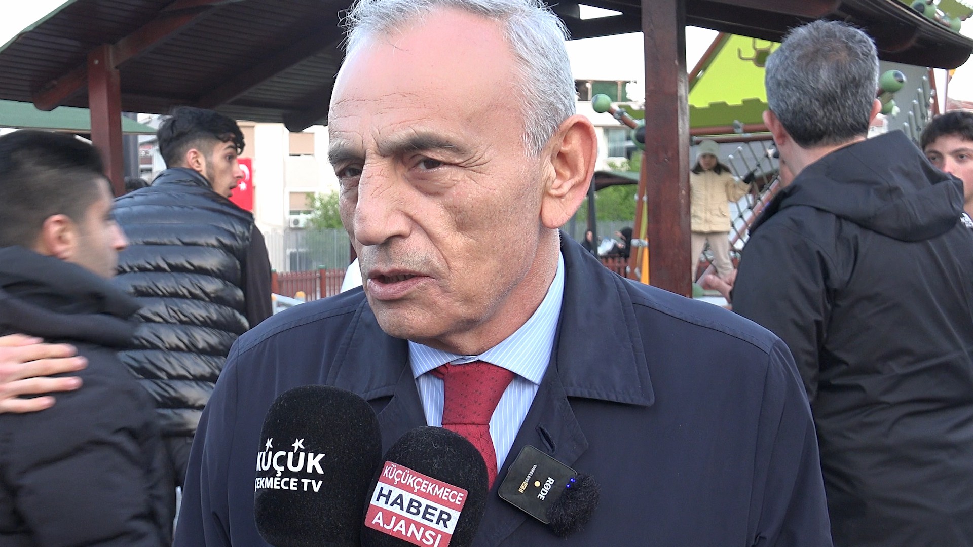 Kemal Çebi Deprem Sonrası Vatandaşları Yalnız Bırakmadı !