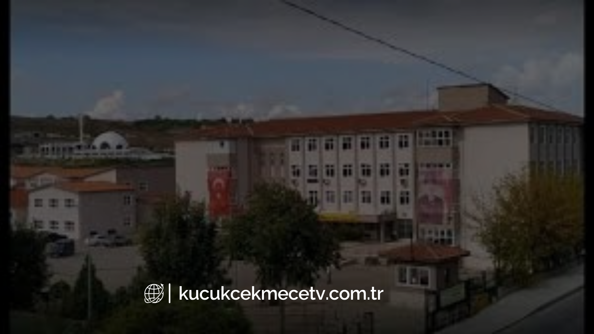 Küçükcekmece Ayhan Arı Borsa İstanbul Mesleki ve Teknik Anadolu Lisesi