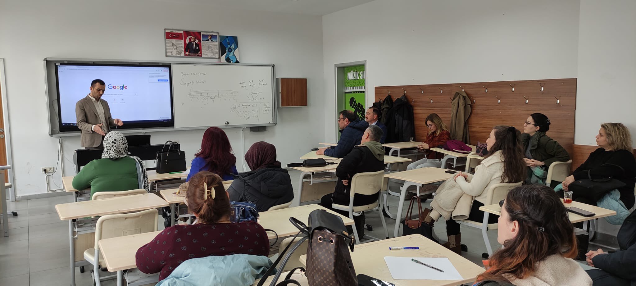 Küçükçekmece’de Sınıf ve Alan Zümre Başkanları Toplantısı Gerçekleşti