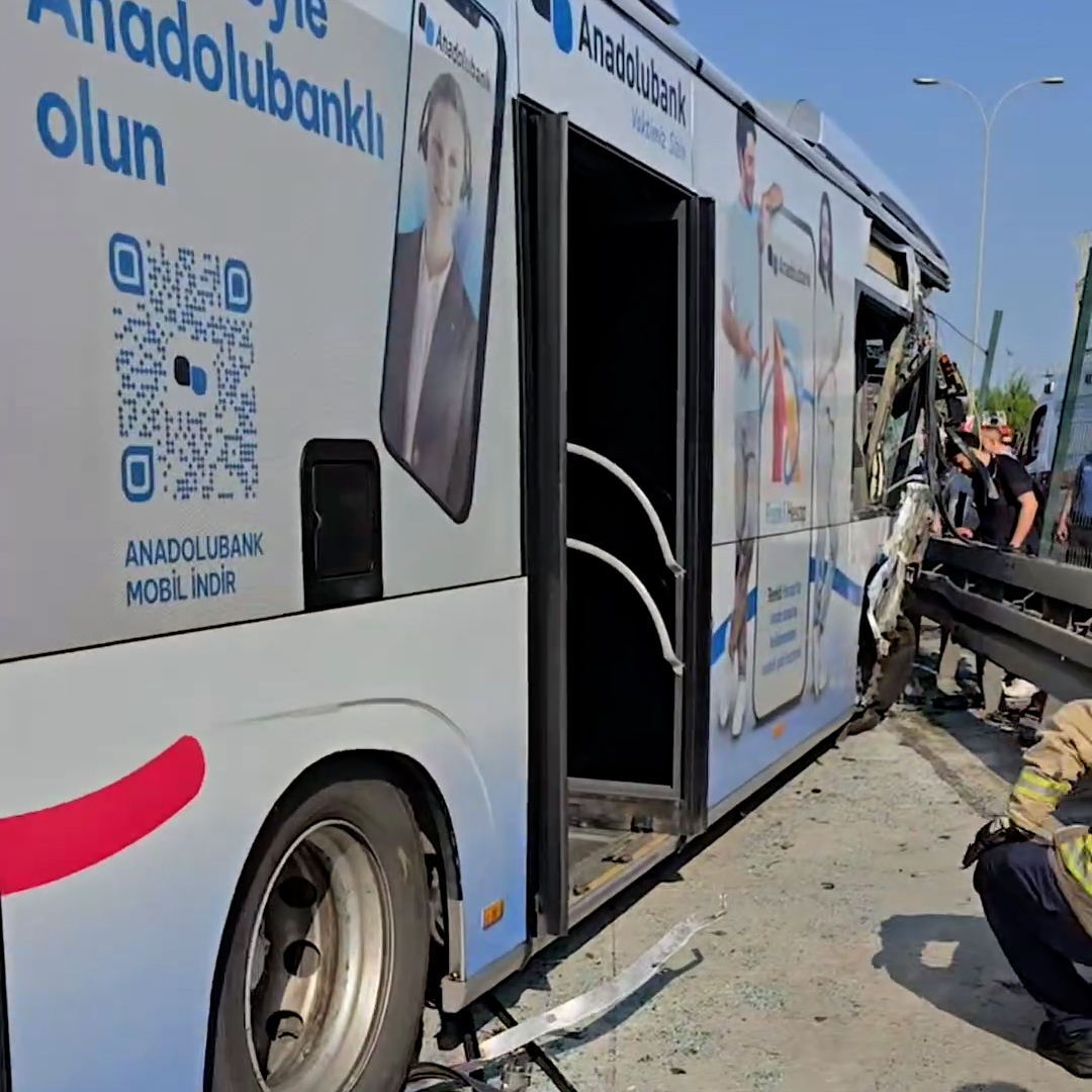 Küçükcekmece'deki ölümlü metrobüs kazasının nedeni ortaya çıktı! İşte rapor...