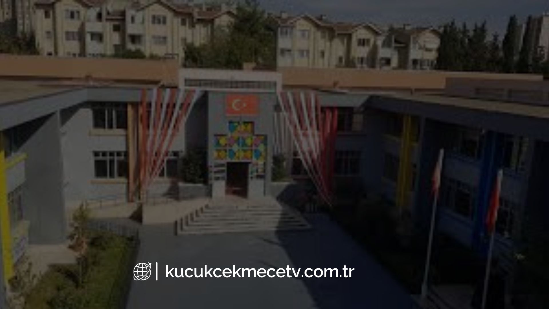 Küçükcekmece Halkalı Cumhuriyet İlkokulu