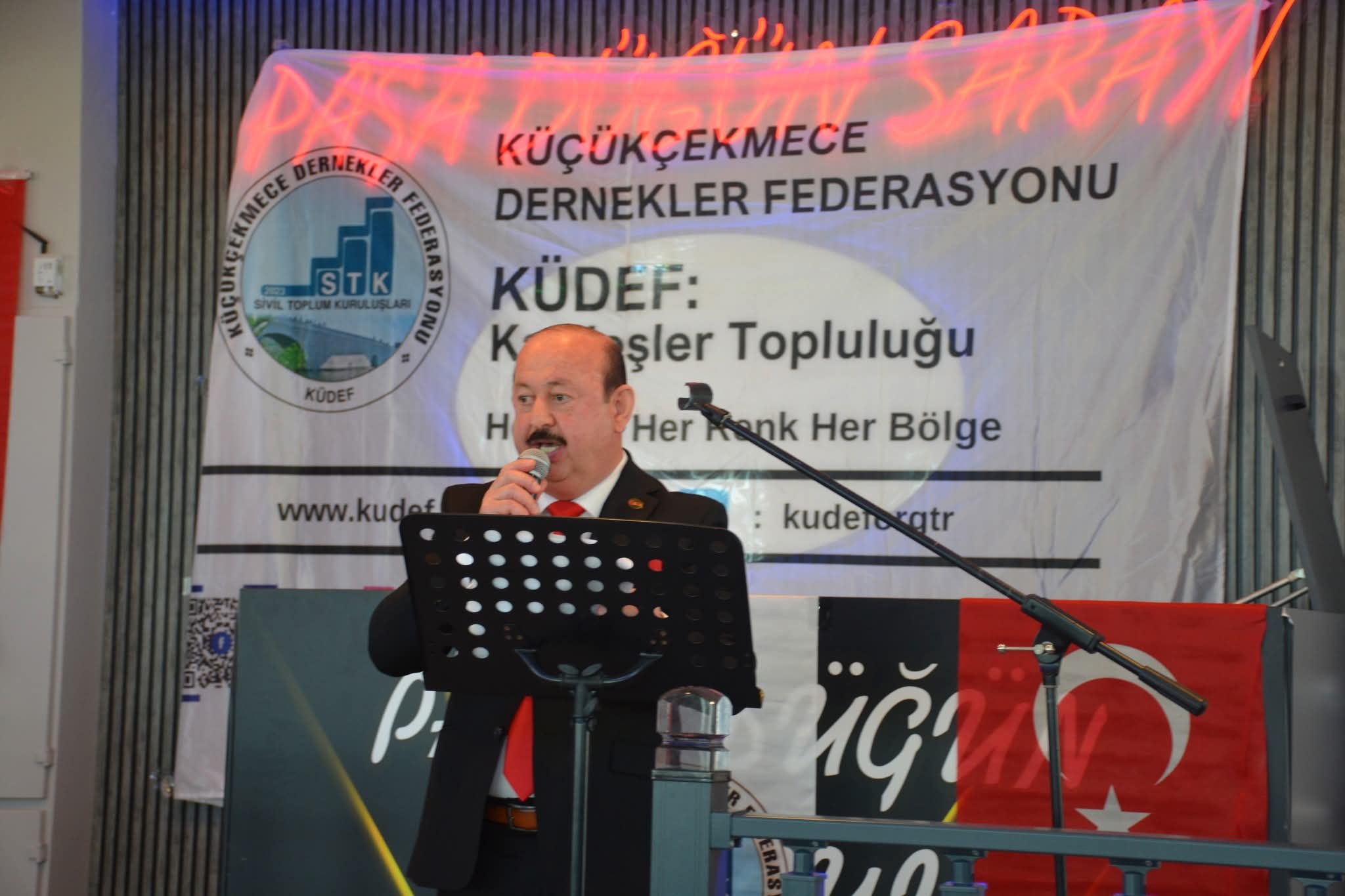 KÜDEF, Küçükçekmece'de 2025 fguidanı toprakla buluşturuyor.