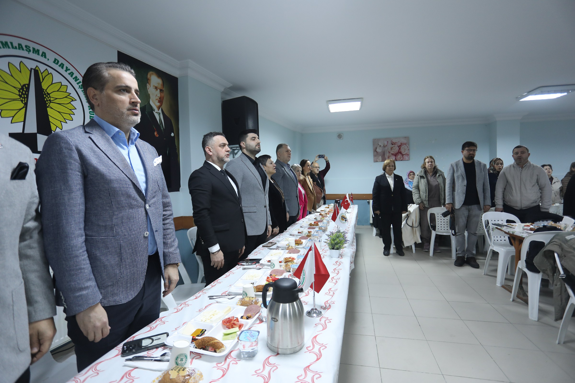 Malkara ve Köyleri Yardımlaşma, Dayanışma, Kültür Derneği Yeni Yönetimi Tanışmak İçin Kahvaltı Programı Düzenledi