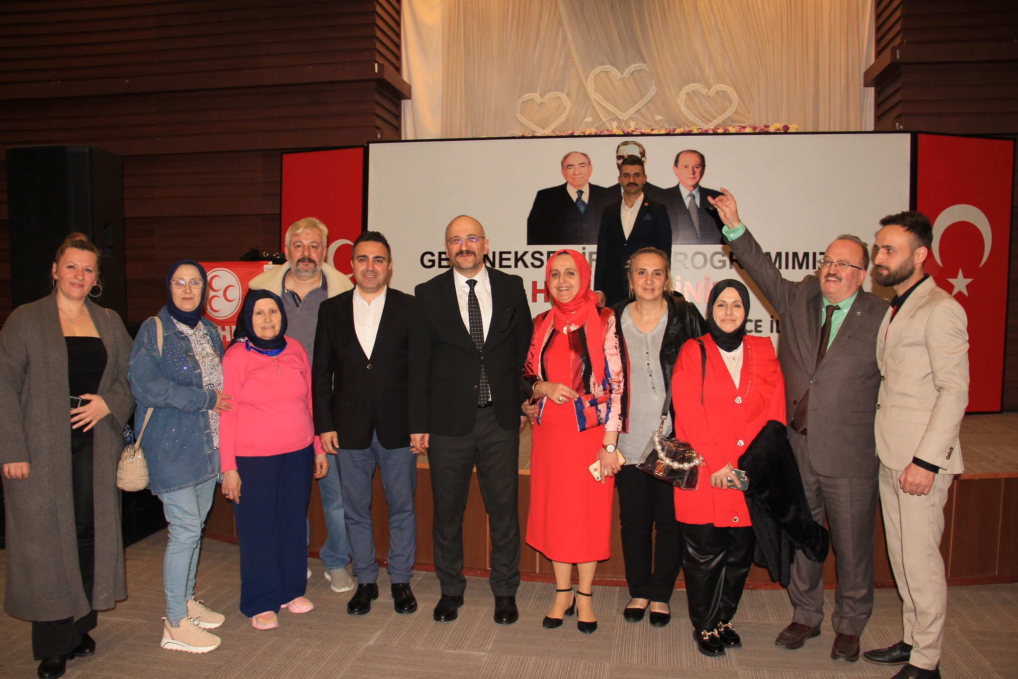 MHP Küçükçekmece Teşkilatı’ndan Birlik ve Beraberlik İftarı