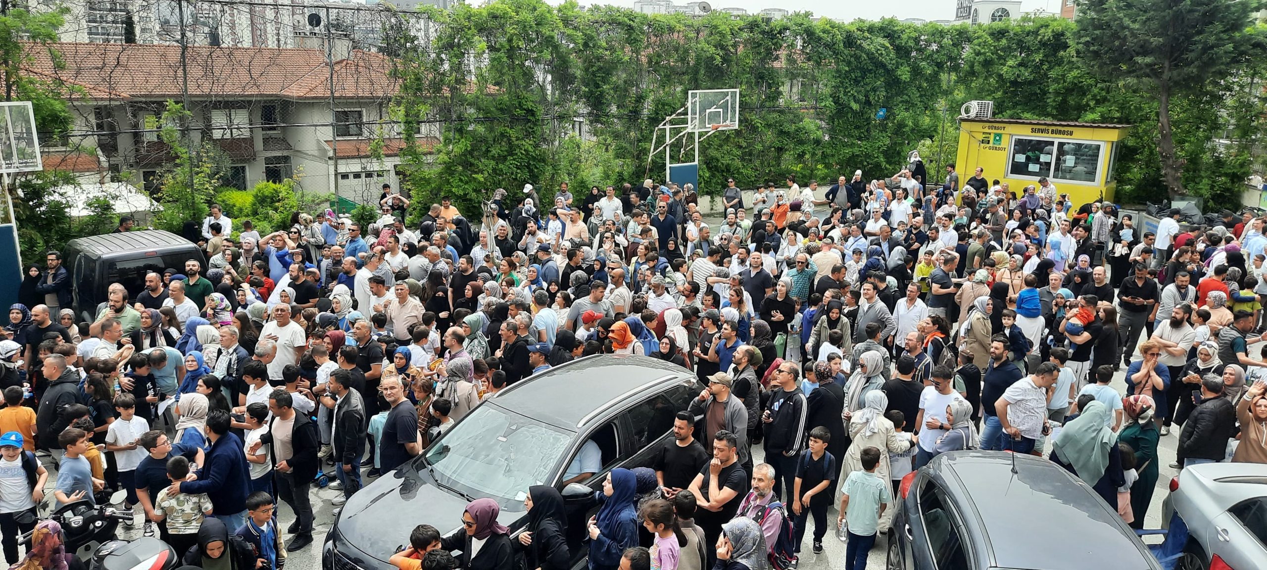Şehit Mehmet Güder AİHL’de 5. Sınıf Kayıt Kabul Sınavına Yoğun İlgi