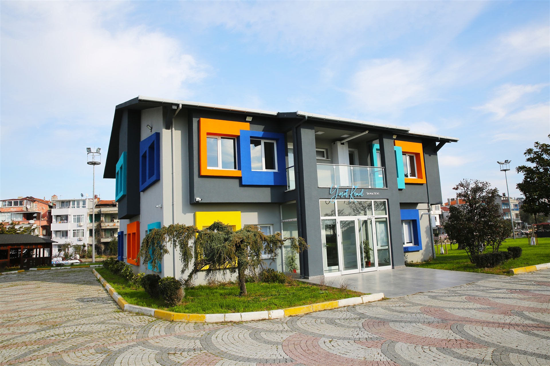 Yaşar Kemal Sanatevi