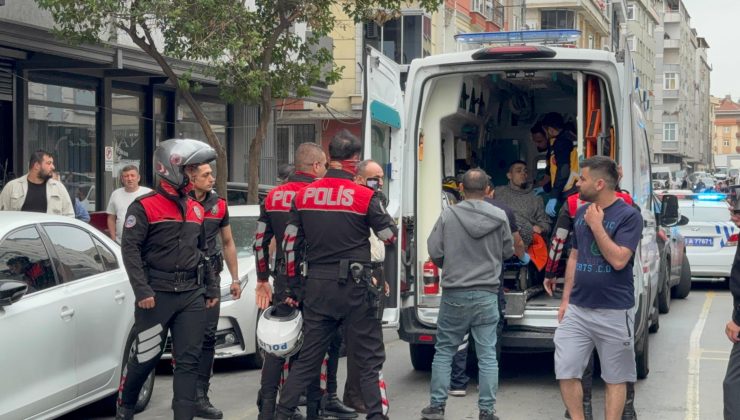 Küçükçekmece’de Akli Dengesi Yerinde Olmayan Kişi Polis Müdahalesiyle Etkisiz Hale Getirildi