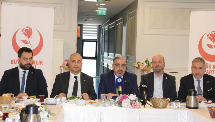 Büyük Birlik Partisi Küçükçekmece’de Kahvaltı Programında Buluştu