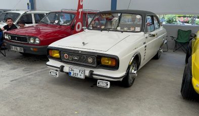 Klasik Otomobiller Küçükçekmece’de Buluştu!