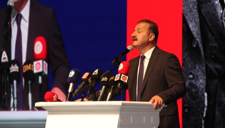 Bir Memleketin Harbi Bu” Yavuz Ağıralioğlu İstanbul Kongresi’nde Vizyonunu Anlattı