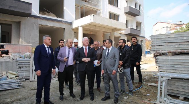 Vali Davut Gül ile Kaymakam Mustafa Anteplioğlu Kentsel Dönüşümü Yerinde İnceledi