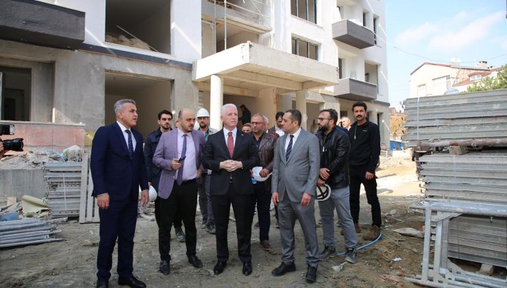 Vali Davut Gül ile Kaymakam Mustafa Anteplioğlu Kentsel Dönüşümü Yerinde İnceledi