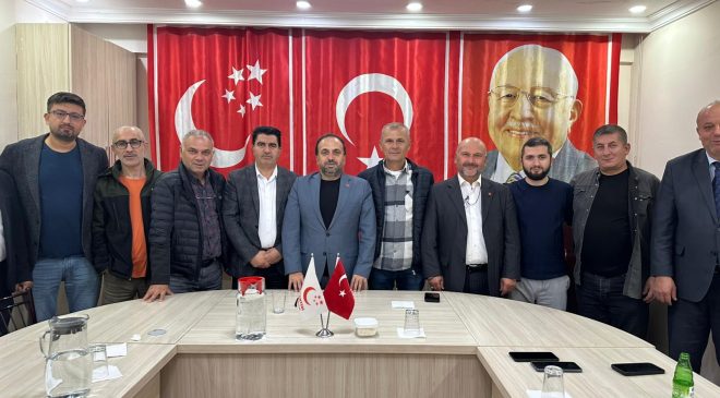 Saadet Partisi Küçükçekmece İlçe Başkanlığı’ndan basın mensuplarına balık ikramı