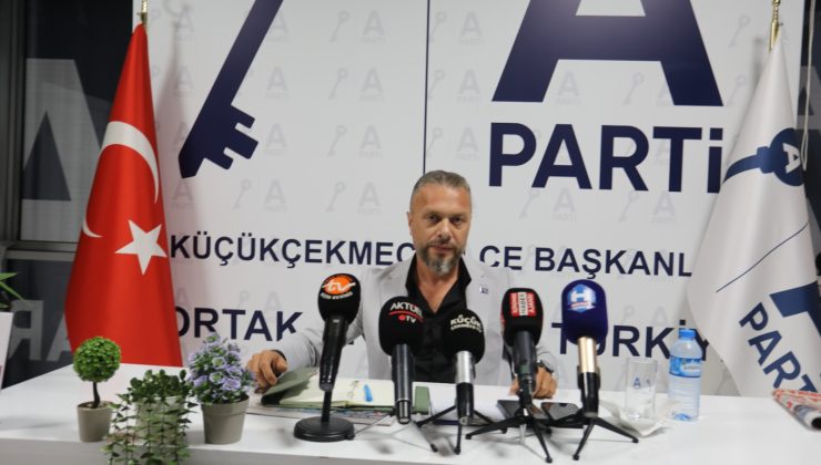 Anahtar Parti Küçükçekmece İlçe Başkanlığı, yerel basın mensuplarına özel bir kahvaltı programı