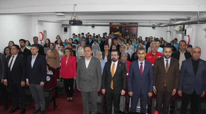 Küçükçekmece’de Kızılay Haftası Coşkusu: Fevzi Çakmak Ortaokulu ve ERA Koleji’nden Anlamlı Program